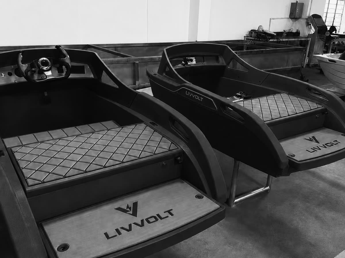 LIVVOLT Kart Boats in the factory