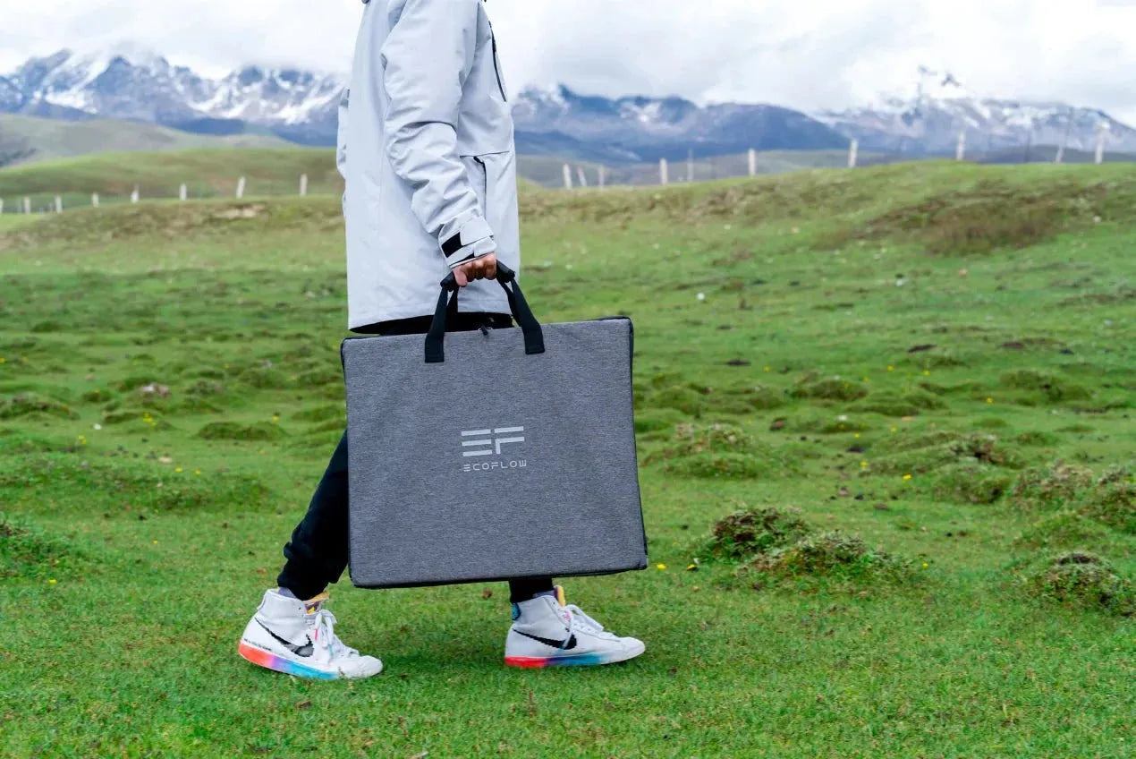 EcoFlow 110W Portable Solar Panel - Powerfully portable